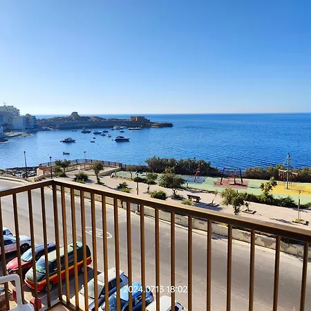 Seafront 3 Bed Panoramic Seaviews B7- Apartment Qbajjar