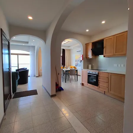 Seafront 3 Bed Panoramic Seaviews B7- Apartament Qbajjar