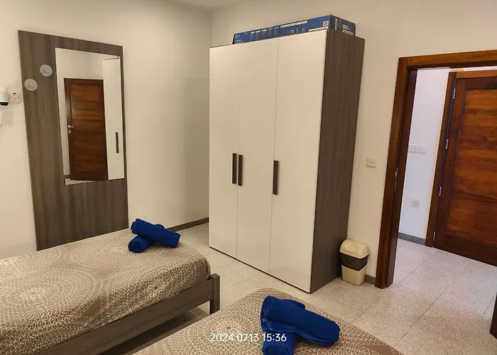 Seafront 3 Bed Panoramic Seaviews B7- * Qbajjar