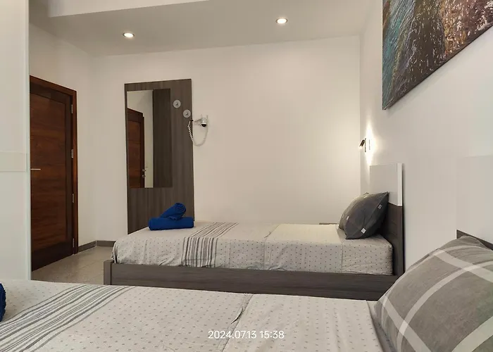 Daire Seafront 3 Bed Panoramic Seaviews B7- Qbajjar